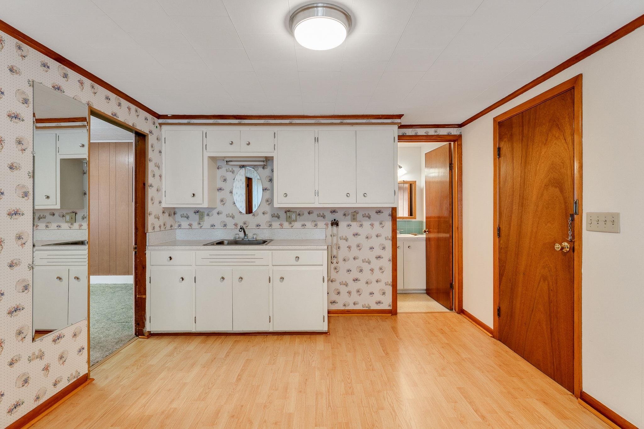 4 Long Street Barre, VT 05641 - Photo 37 of 52