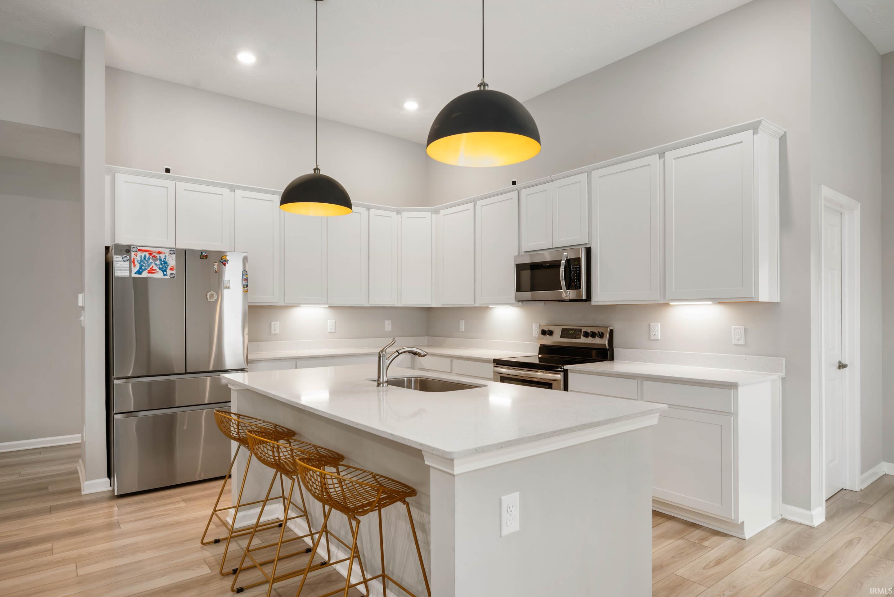 9887 Constellation Drive Pendleton, IN 46064 - Photo 5 of 20