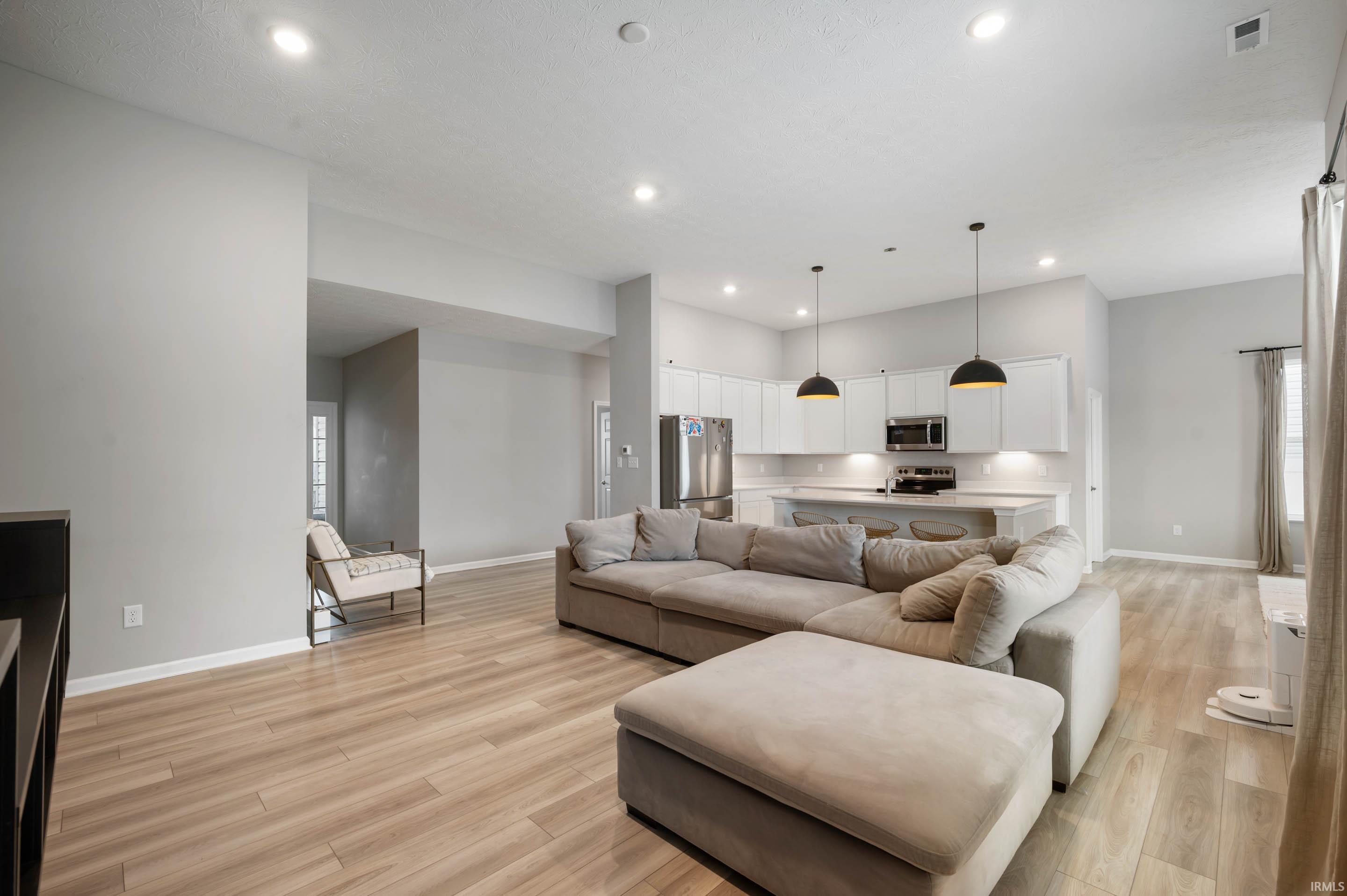 9887 Constellation Drive Pendleton, IN 46064 - Photo 8 of 20