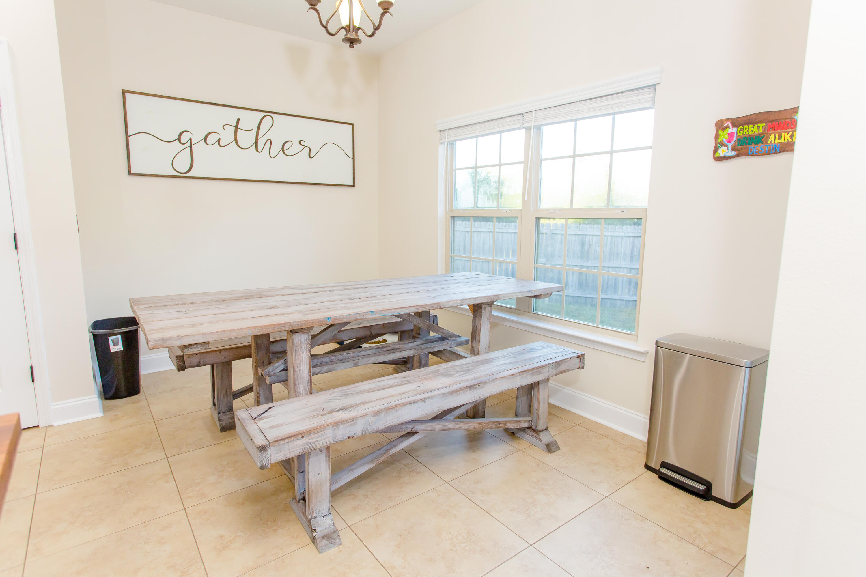 4544 Live Oak Church Road Crestview, FL 32539 - Photo 10 of 31 a living room with furniture