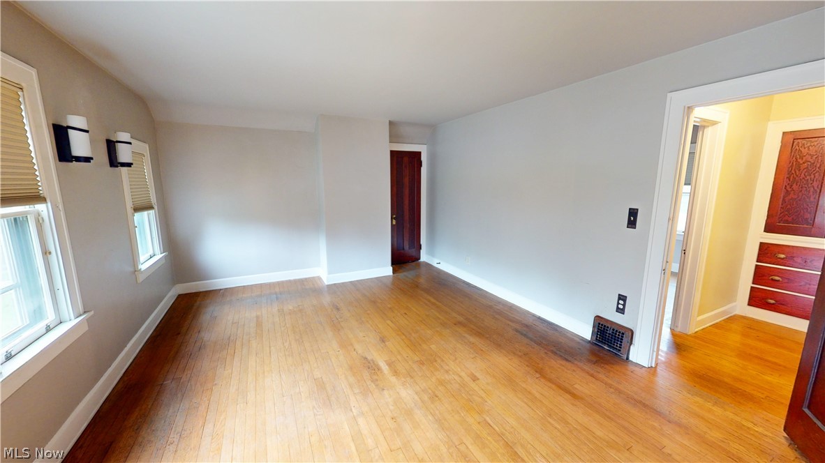 5099 Spencer Road Cleveland, OH 44124 - Photo 17 of 21 Gallery Image 17
