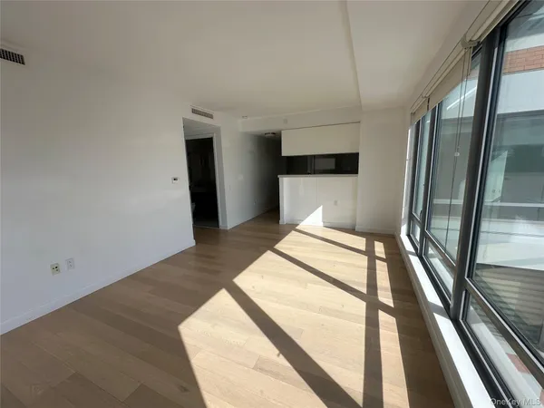 $4,800 | 138-35 39th Avenue, Unit 7G | Downtown Flushing