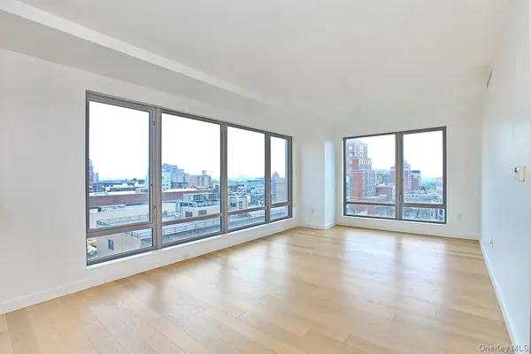 $4,800 | 138-35 39th Avenue, Unit 7G | Downtown Flushing
