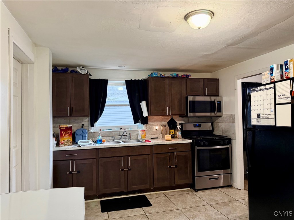 44 Union Street Cortland, NY 13045 - Photo 4 of 20 1st floor Unit