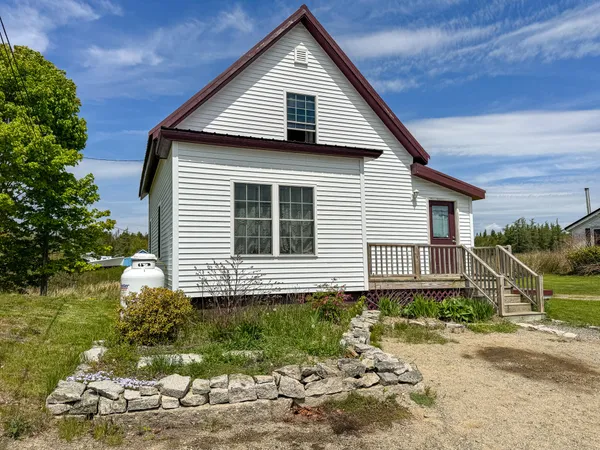 $165,000 | 304 Main Street, Jonesport, ME 04649