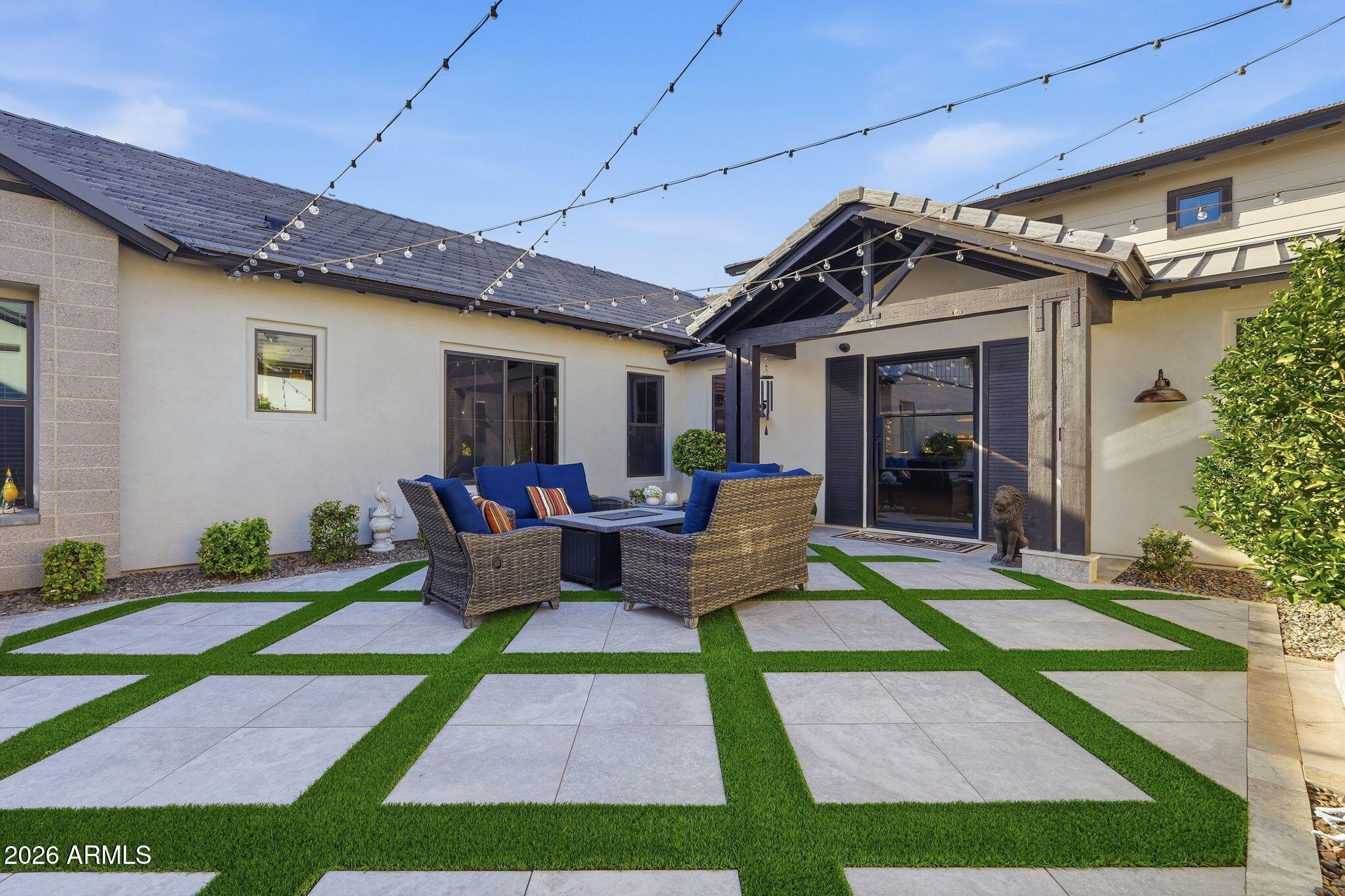 2674 East Hummingbird Way Gilbert, AZ 85297 - Photo 82 of 106 Crtyrd2_SE2NW