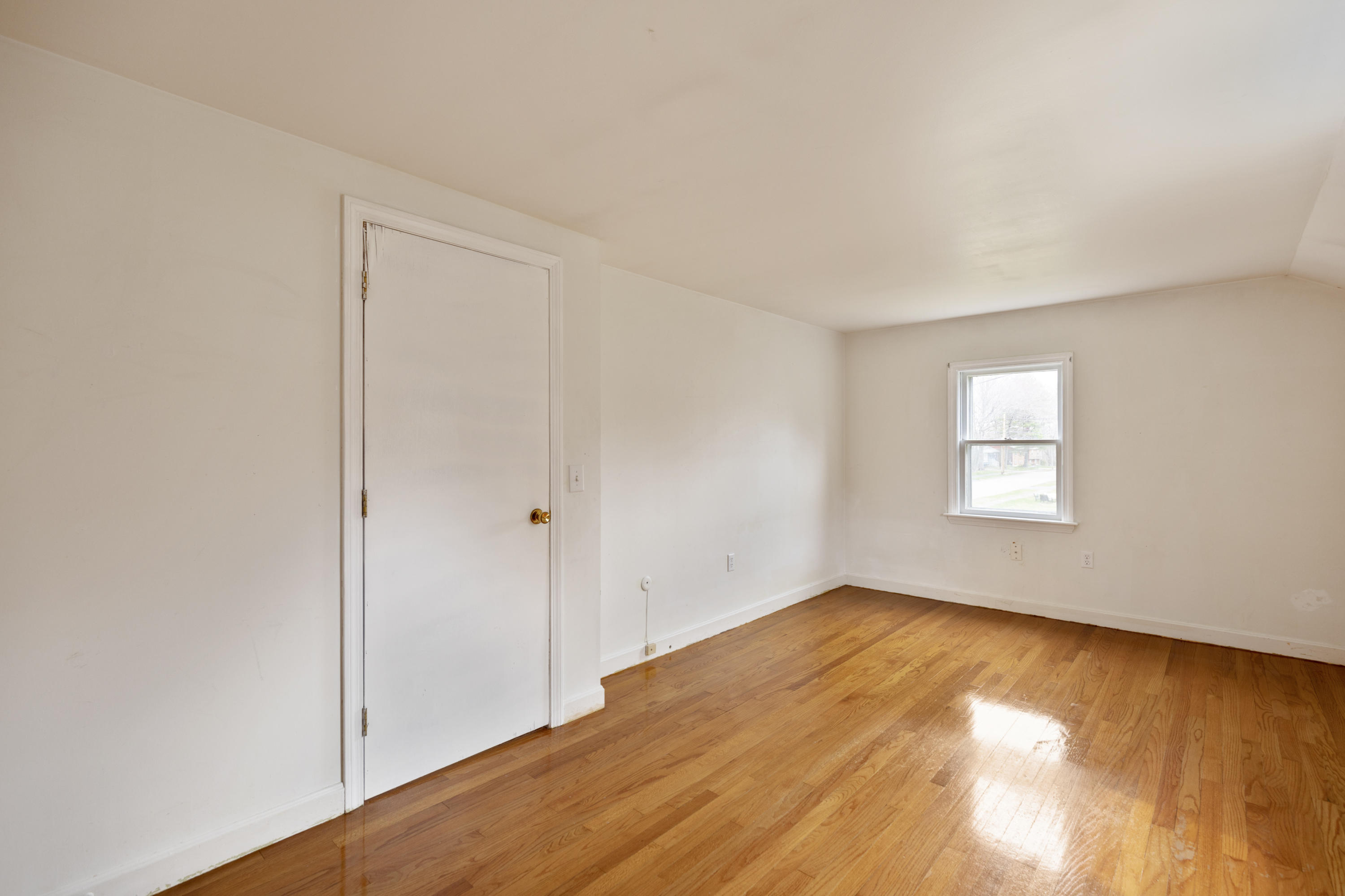 208 Pinecrest Road Portland, ME 04102 - Photo 38 of 50 208PinecrestPortland_035