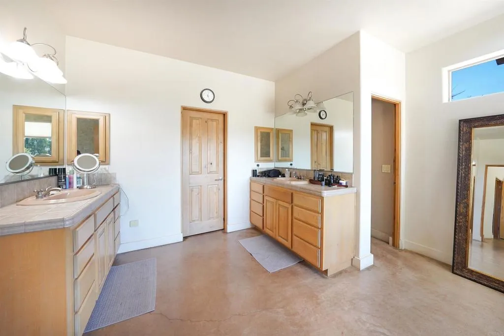 285 Penn Street Ramona, CA 92065 - Photo 16 of 57