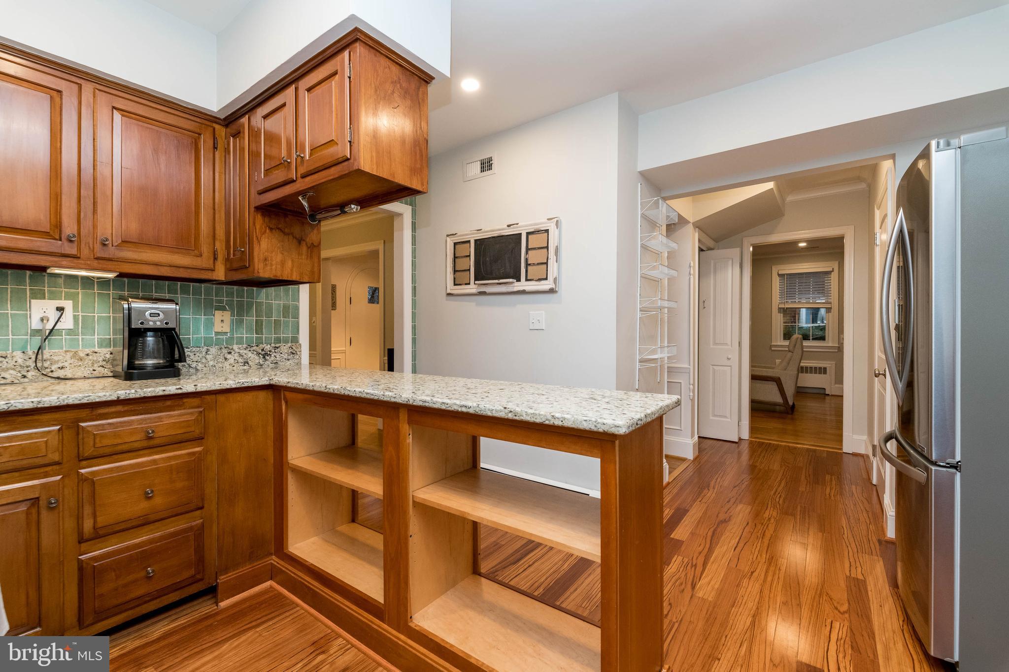 526 Overbrook Road Baltimore, MD 21212 - Photo 13 of 42 Updated Kitchen