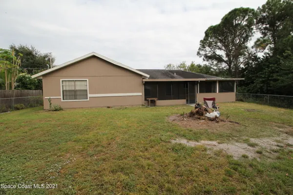$1,850 | 934 Colonial Avenue Southeast, Palm Bay, FL 32909