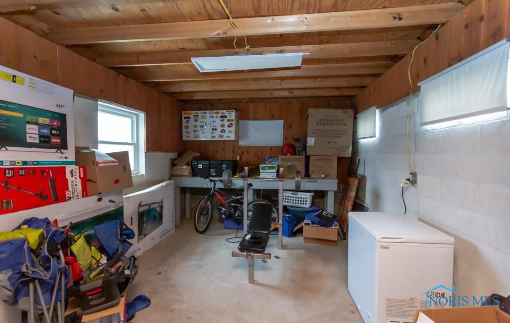 1905 Cass Road Toledo, OH 43614 - Photo 17 of 50 Gallery Image 17