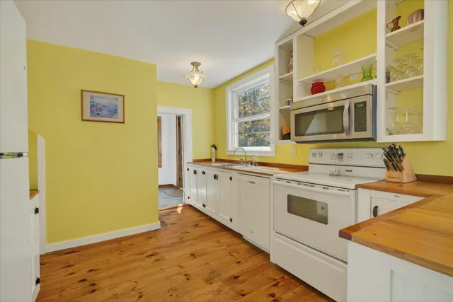 $489,000 | 102 Church Street, Mount Holly, VT 05730