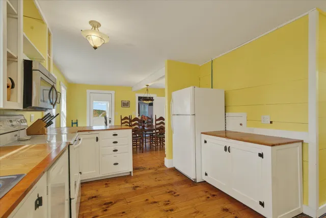 $489,000 | 102 Church Street, Mount Holly, VT 05730