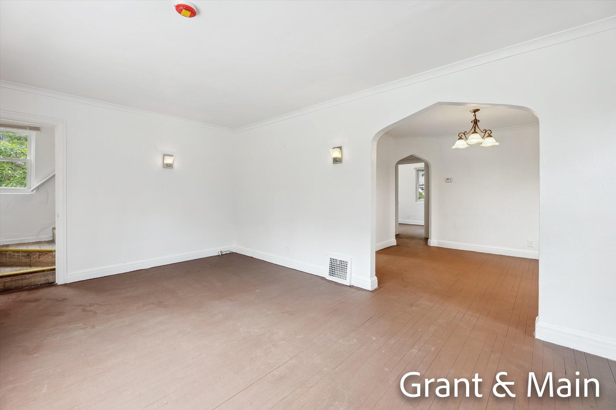 19250 Charest Street Detroit, MI 48234 - Photo 6 of 19 08-19250-Charest-St-Detroit-MI-48234-Win