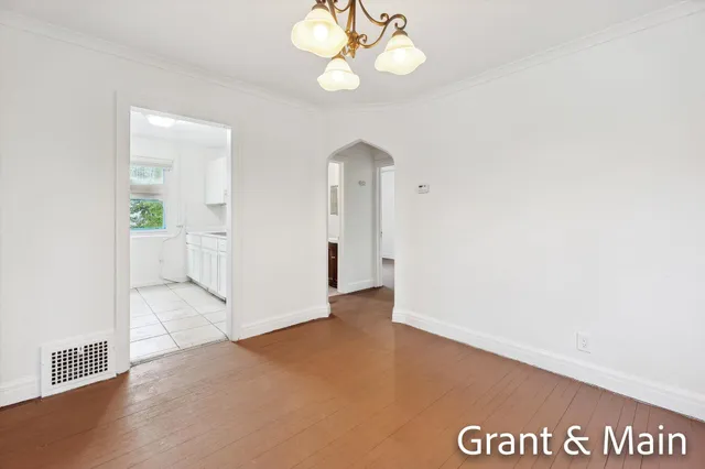 $99,900 | 19250 Charest Street, Detroit, MI 48234