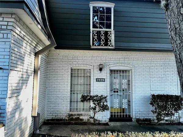 $1,350 | 7825 Rue St Cyr Street, Unit 53, Houston, TX 77074