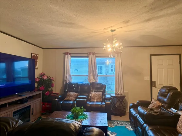 $75,000 | 109 East Canyon Drive, Hamburg, NY 14075