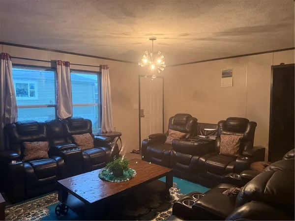 $75,000 | 109 East Canyon Drive, Hamburg, NY 14075