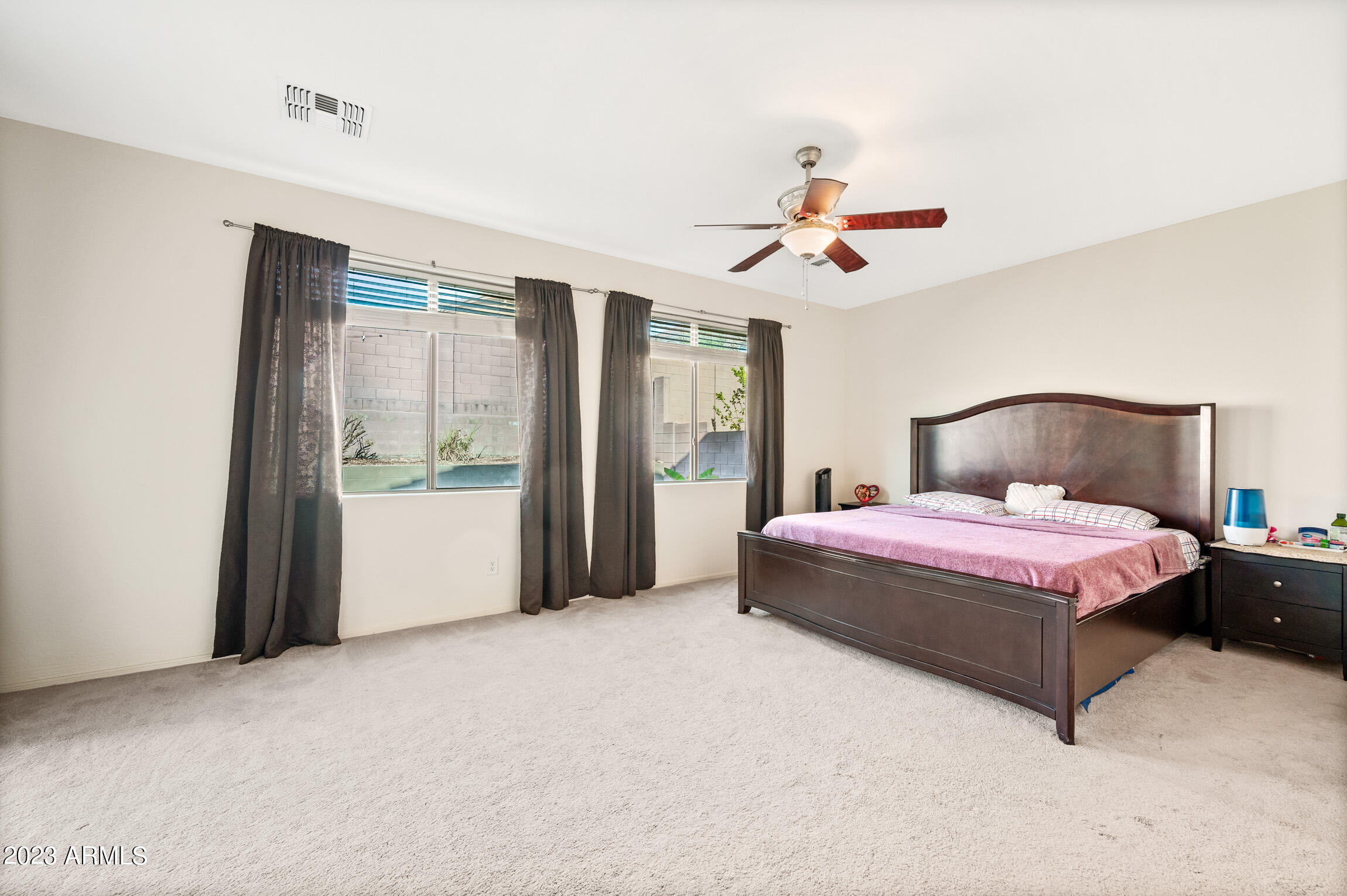 2424 West Eagle Feather Road Phoenix, AZ 85085 - Photo 18 of 37 ocupix-2424WEFR-30