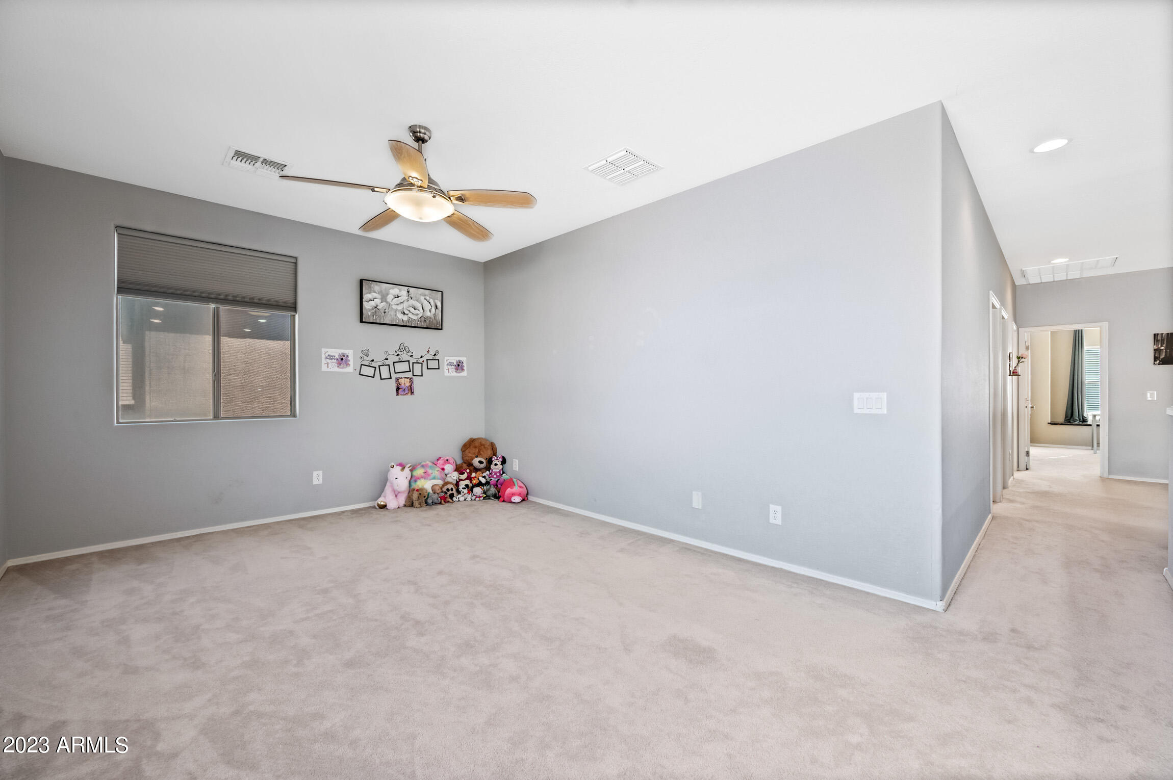 2424 West Eagle Feather Road Phoenix, AZ 85085 - Photo 27 of 37 ocupix-2424WEFR-40