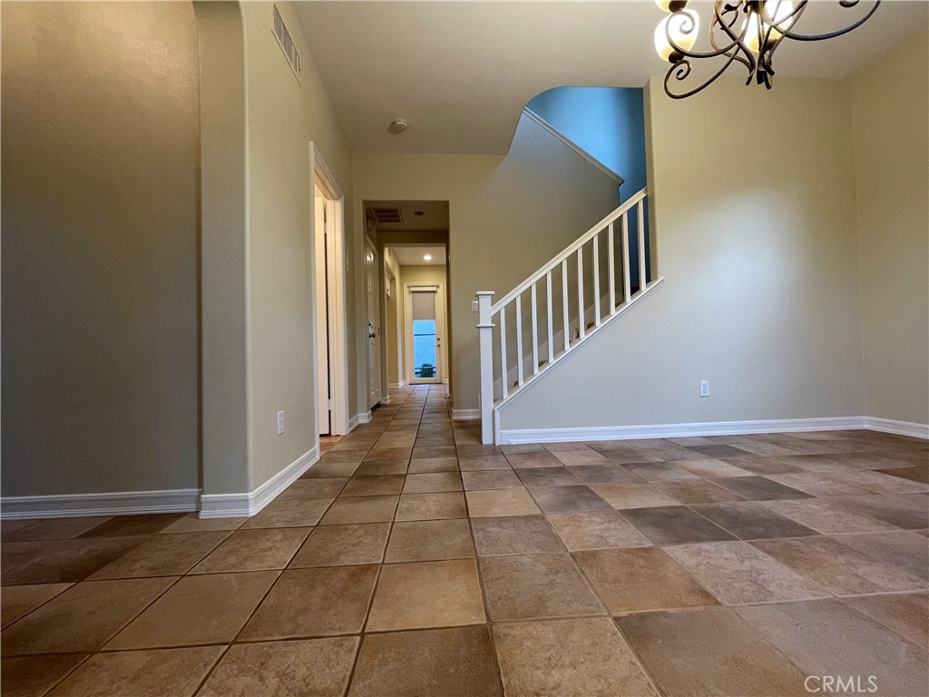 20 Arborside Irvine, CA 92603 - Photo 8 of 36 a view of an entryway