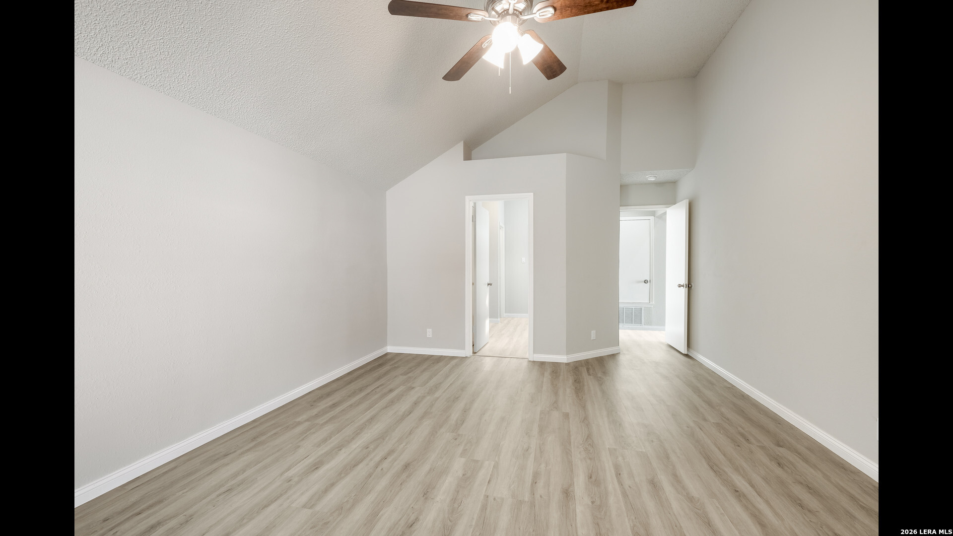14118 George Road San Antonio, TX 78231 - Photo 12 of 23