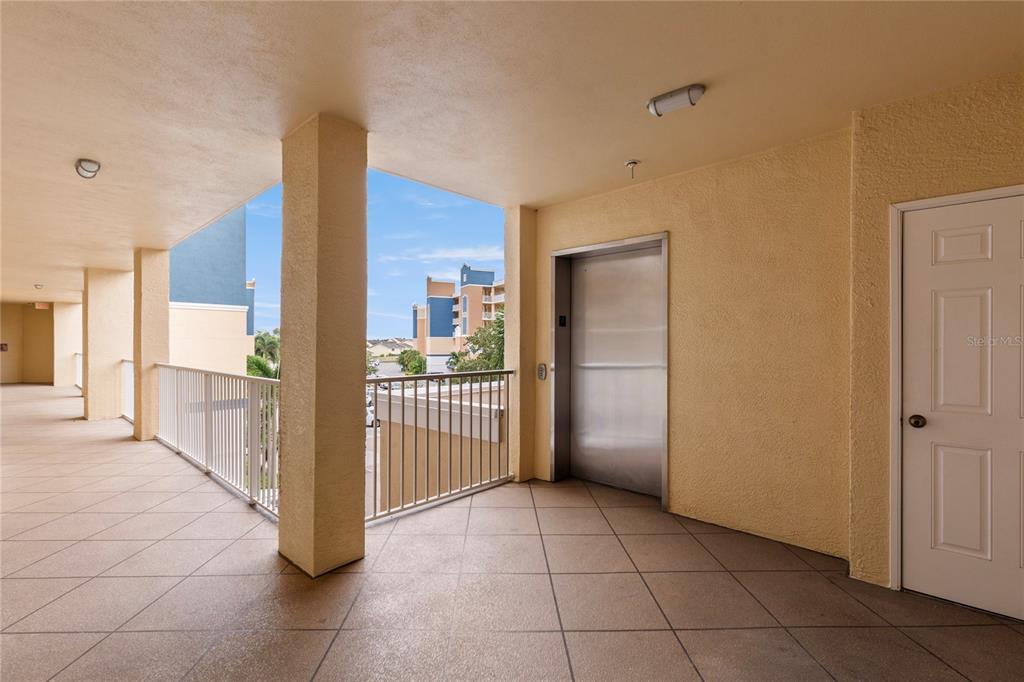 960 Starkey Road, Unit 5202 Largo, FL 33771 - Photo 3 of 53