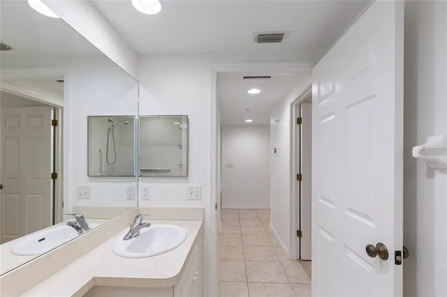 $265,000 | 960 Starkey Road, Unit 5202, Largo, FL 33771