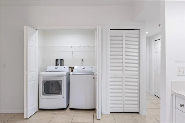 $265,000 | 960 Starkey Road, Unit 5202, Largo, FL 33771