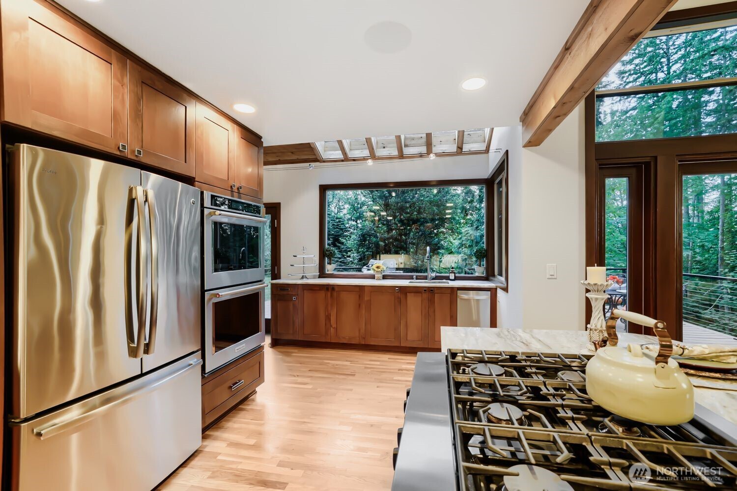 13020 Squak Mountain Road Southeast Issaquah, WA 98027 - Photo 14 of 40