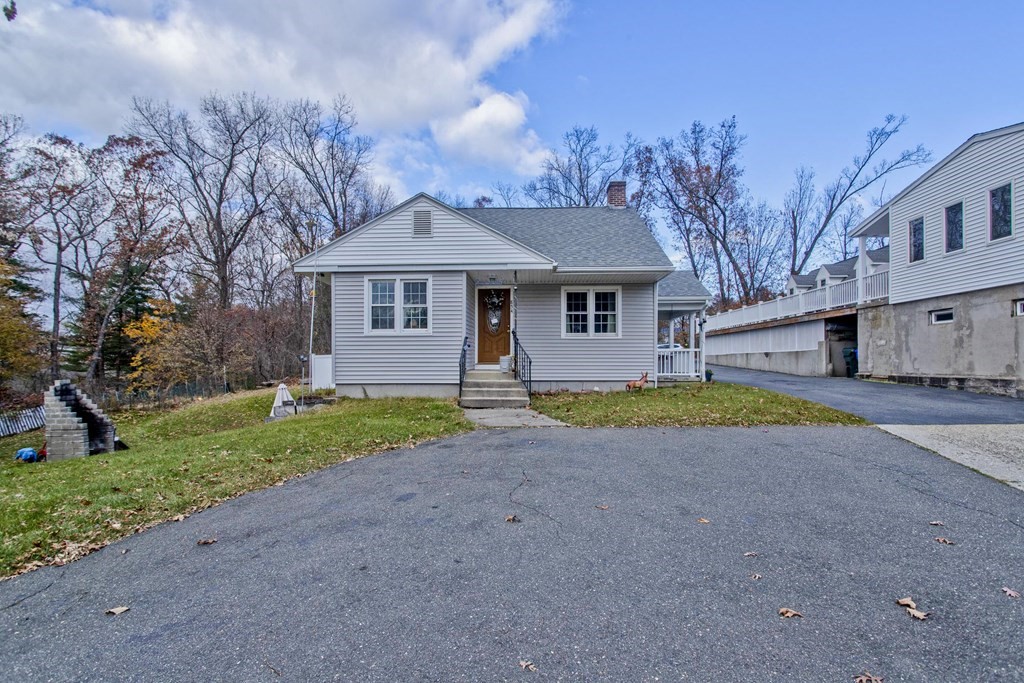 860 Plumtree Road Springfield, MA 01109 - Photo 17 of 21 a view of outdoor space yard and house with green space