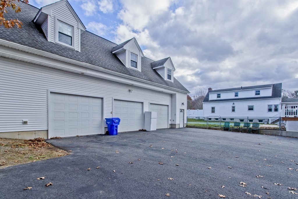 860 Plumtree Road Springfield, MA 01109 - Photo 9 of 21 a view of parking space