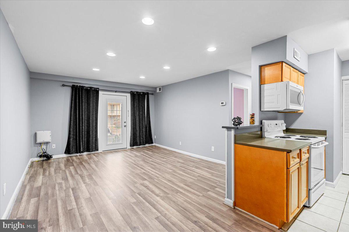 5905 Kingsford Road, Unit 384 Springfield, VA 22152 - Photo 1 of 18 Gallery Image 1