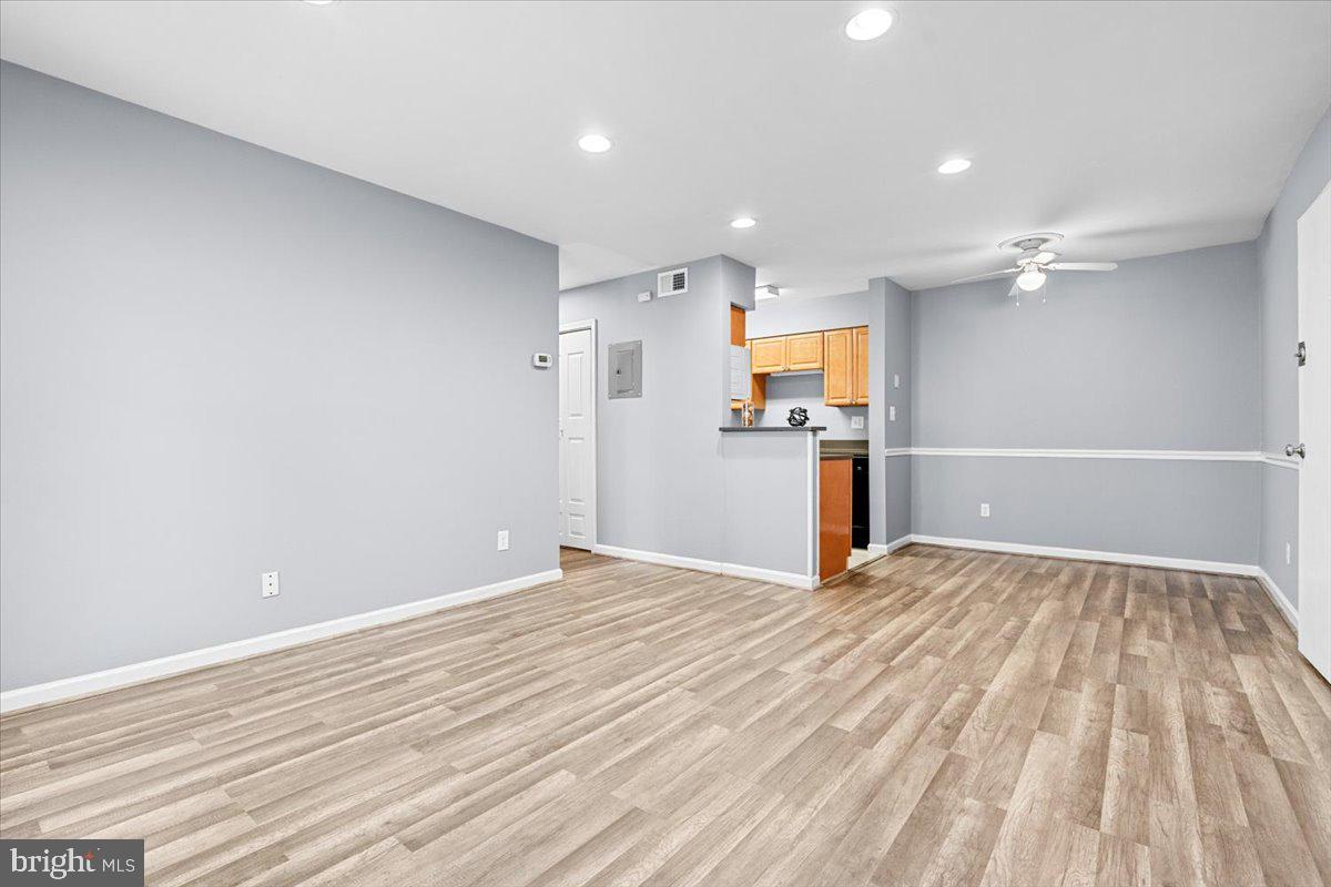 5905 Kingsford Road, Unit 384 Springfield, VA 22152 - Photo 5 of 18 Gallery Image 5