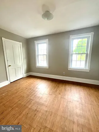 $1,750 | 300-302 Washington Street, Unit 300B, Delanco, NJ 08075