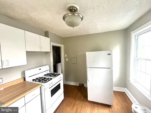 $1,750 | 300-302 Washington Street, Unit 300B, Delanco, NJ 08075