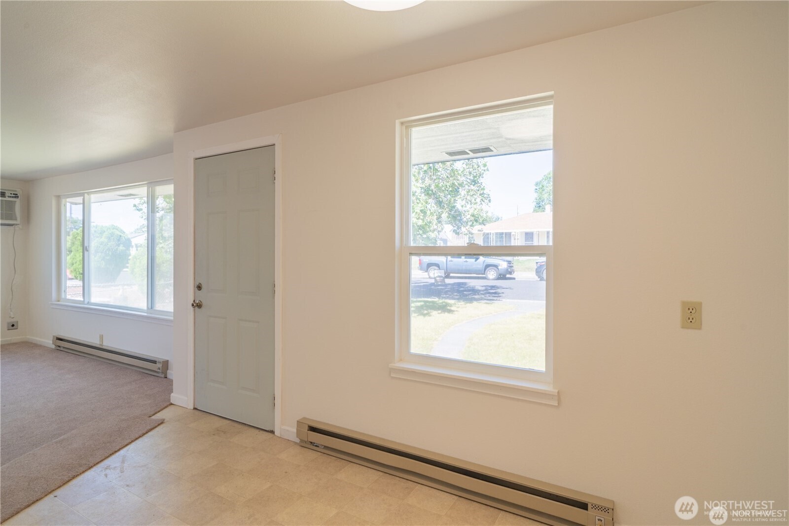 519 North Clark Road Moses Lake, WA 98837 - Photo 12 of 35