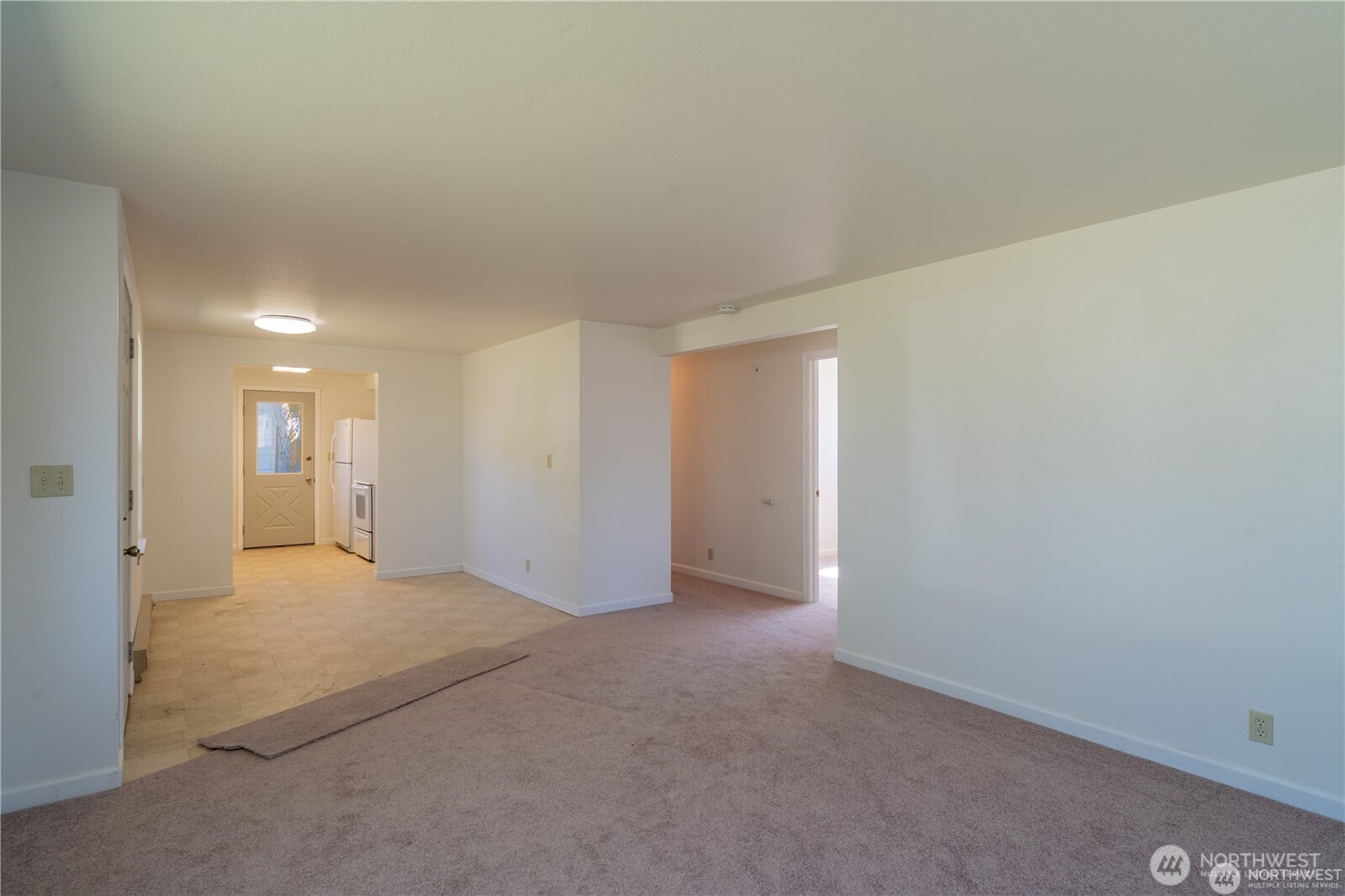 519 North Clark Road Moses Lake, WA 98837 - Photo 13 of 35