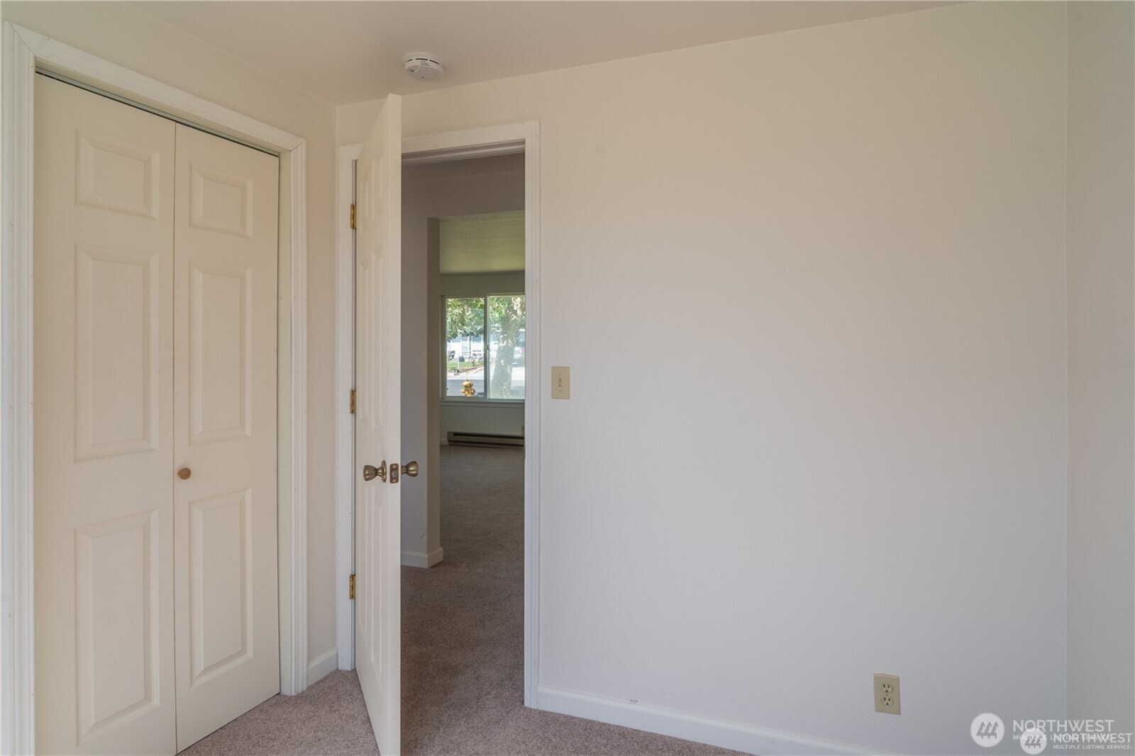 519 North Clark Road Moses Lake, WA 98837 - Photo 23 of 35