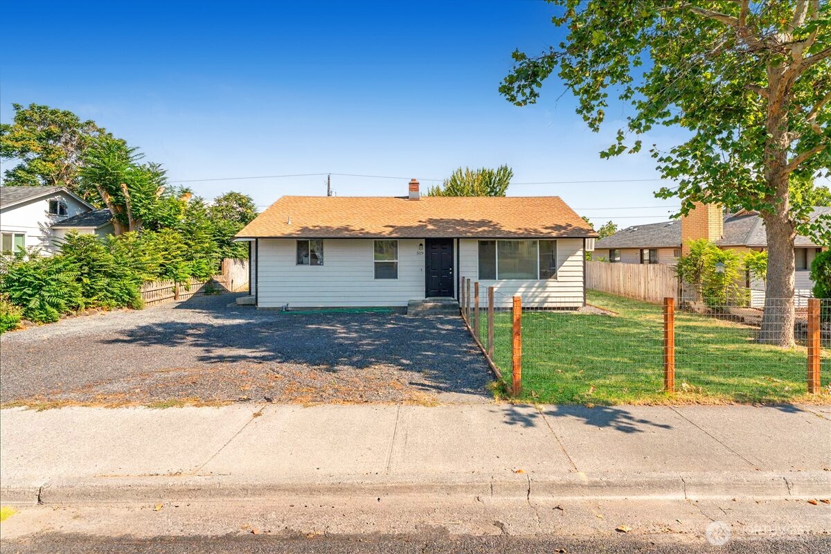 519 North Clark Road Moses Lake, WA 98837 - Photo 32 of 35