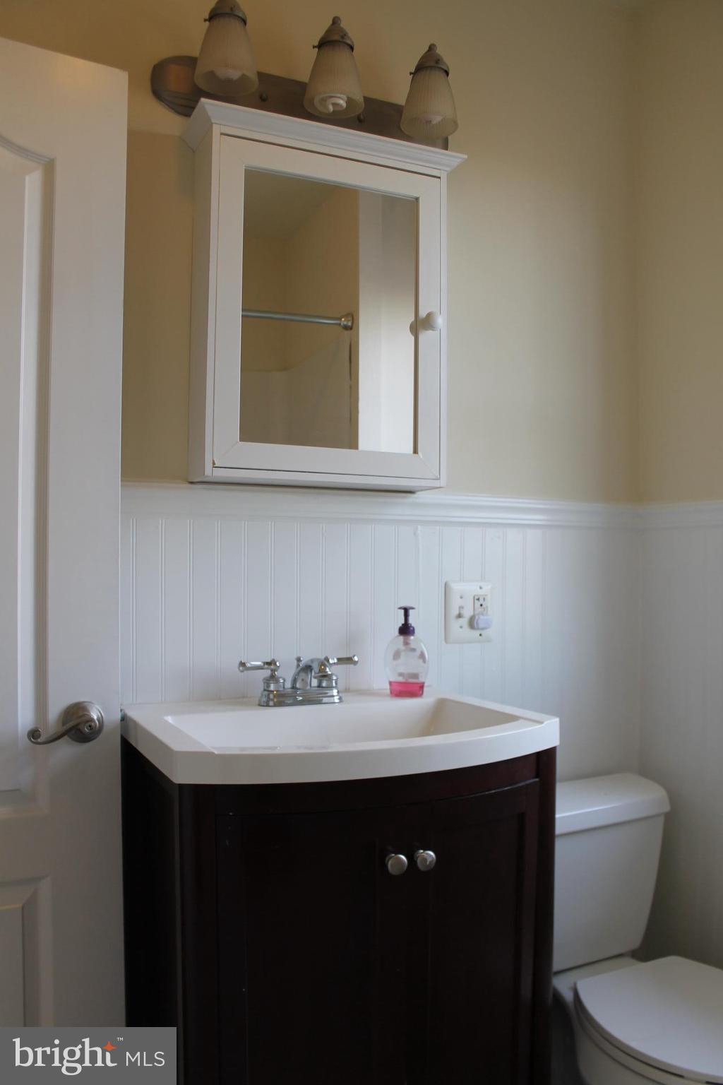 10529 Rixeyville Road Culpeper, VA 22701 - Photo 14 of 28 2ND Full Bath On Main Floor