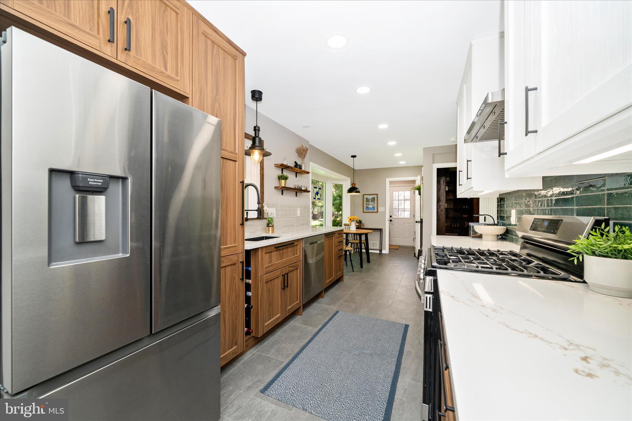 13120 Clifton Road Silver Spring, MD 20904 - Photo 18 of 38 Kitchen