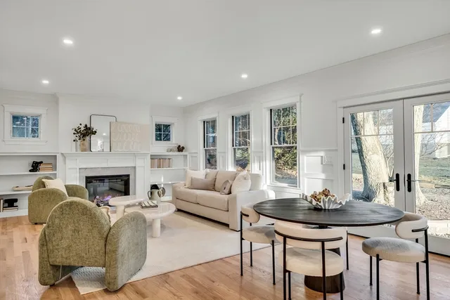 $2,849,000 | 19 Deering Avenue, Lexington, MA 02421