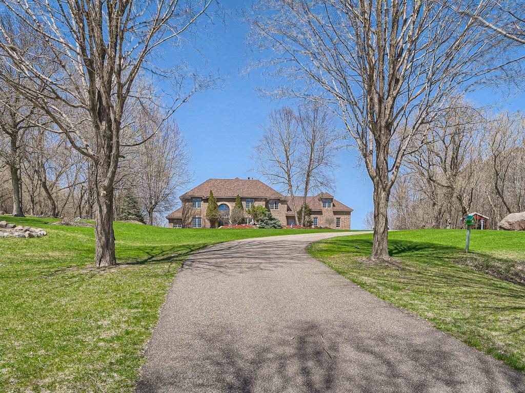 1392 Medina Road Medina, MN 55356 - Photo 30 of 38 Gallery Image 30