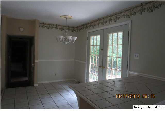 447 Argonne Drive Northeast Birmingham, AL 35215 - Photo 5 of 11