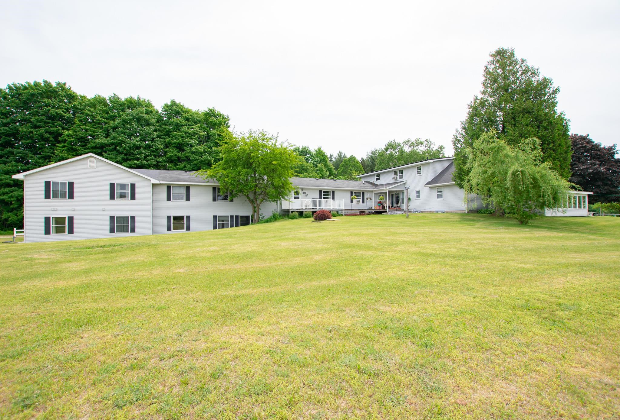 5008 Barney Road Traverse City, MI 49684 - Photo 13 of 48 1907487-12.JPG