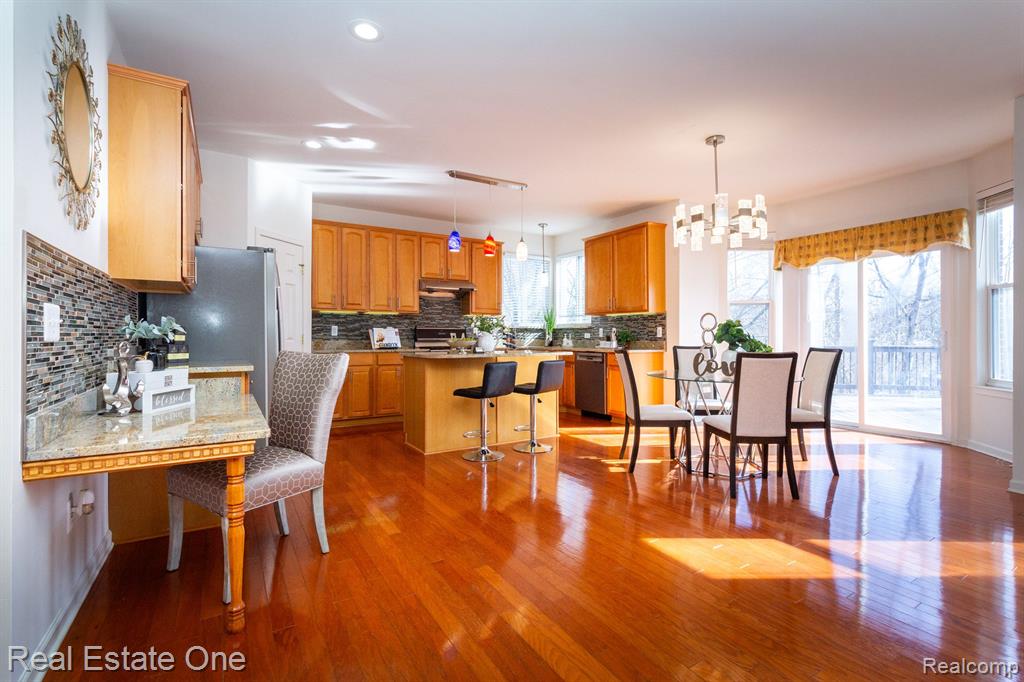 3585 Everett Drive Rochester Hills, MI 48307 - Photo 13 of 75
