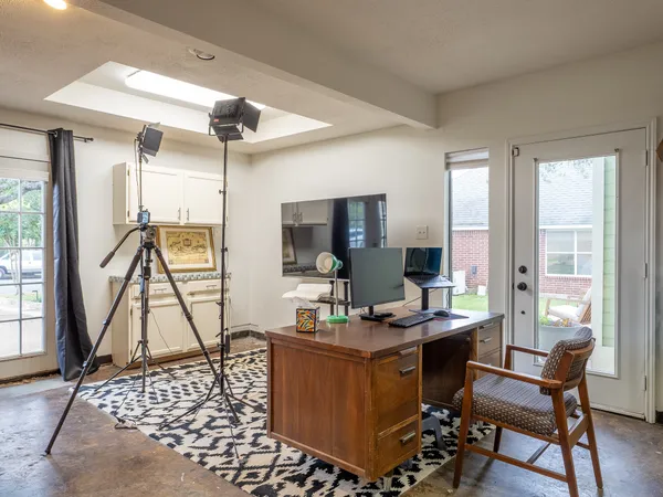 $4,500 | 5727 Abilene Trail, Austin, TX 78749