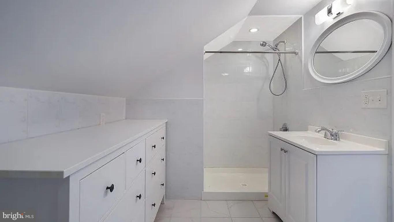 239-301 Old Gulph Road Wynnewood, PA 19096 - Photo 14 of 91