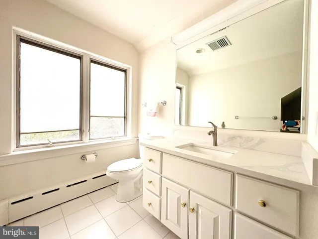 $1,950,000 | 239-301 Old Gulph Road, Wynnewood, PA 19096